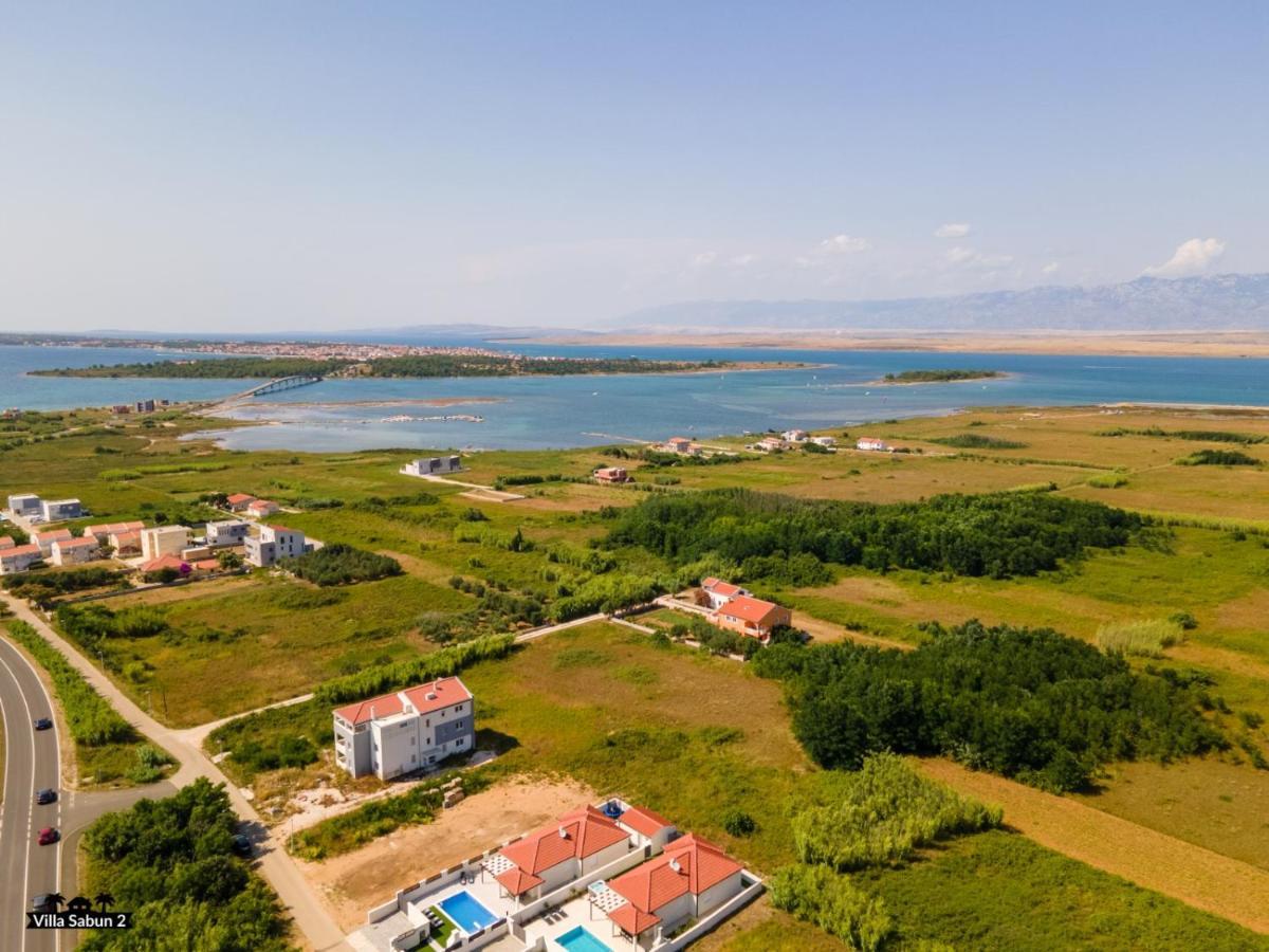 Villas Sabun - Modern House With Heated Pool Привлака Экстерьер фото