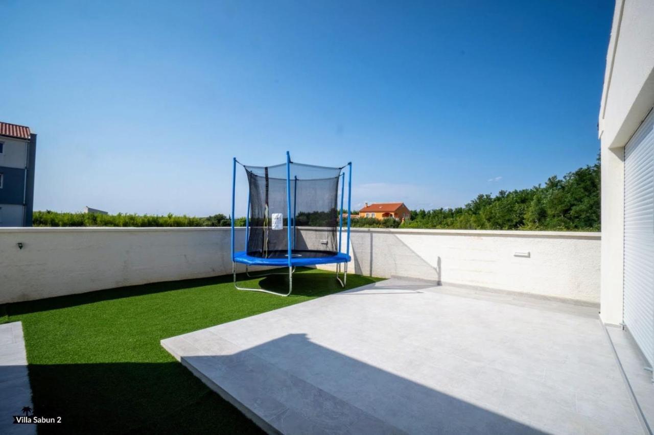Villas Sabun - Modern House With Heated Pool Привлака Экстерьер фото